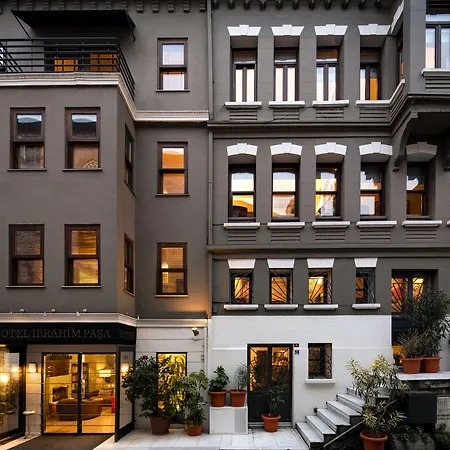 Ibrahim Pasha Hotel 4*