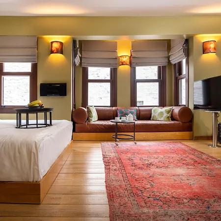 Ibrahim Pasha Hotel