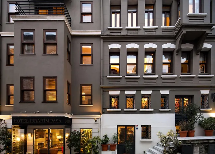 Ibrahim Pasha Hotel 4*